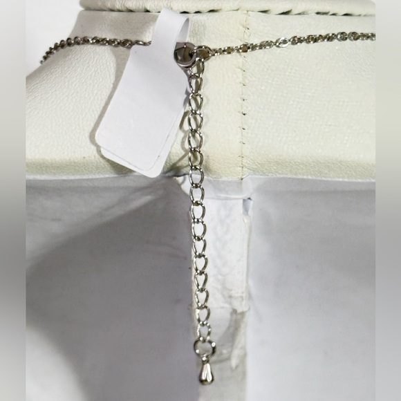 Crystal Sparkling Handbag
Clutch Purse Chain Necklace - Picture 9 of 9